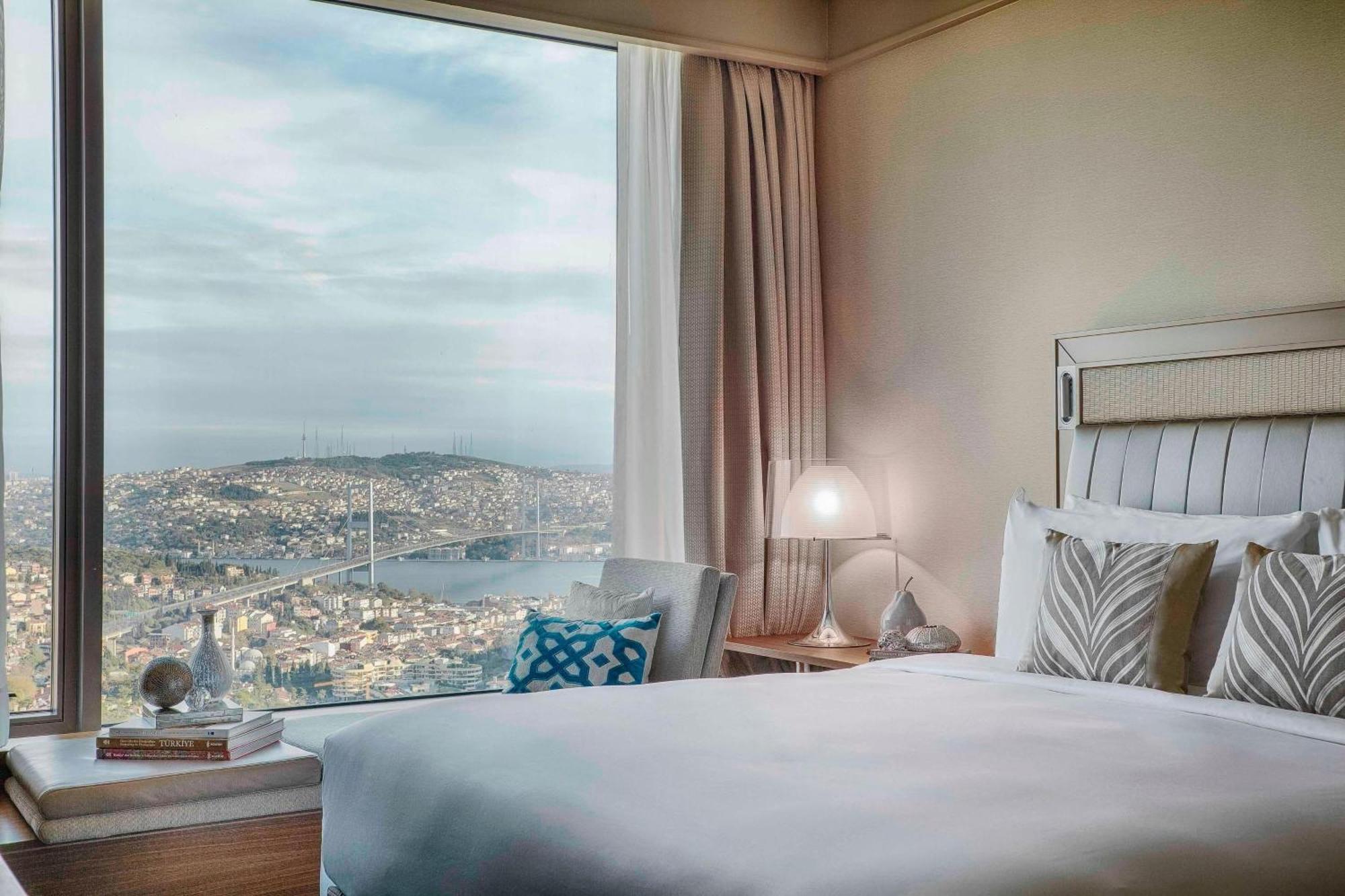Executive King Room Club Lounge Access Sea View,1357488752:JPEG